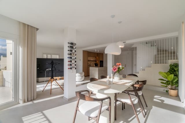3 chambre Penthouse à vendre à La Quinta, Benahavís avec piscine garage - 1 150 000 € (Ref: 9848616)