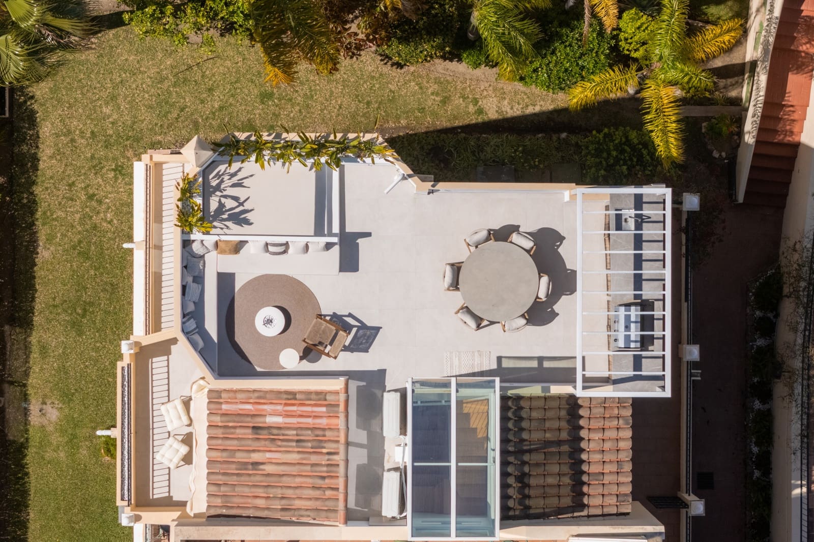 3 bedroom Penthouse for sale in Benahavis with pool garage - € 1,150,000 (Ref: 9848616)