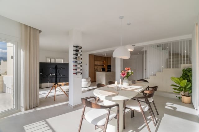 3 chambre Penthouse à vendre à La Quinta, Benahavís avec piscine garage - 1 150 000 € (Ref: 9848616)