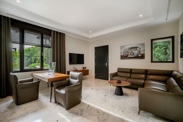 6 soveværelse Villa til salg i Sierra Blanca, Marbella med swimmingpool garage - € 10.500.000 (Ref: 9848625)