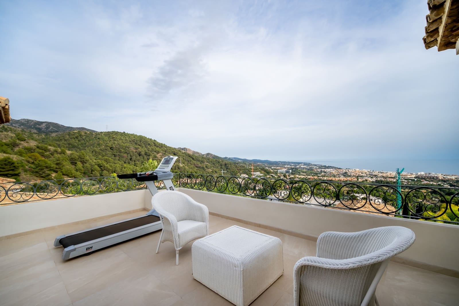 6 bedroom Villa for sale in Marbella with pool garage - € 10,500,000 (Ref: 9848625)