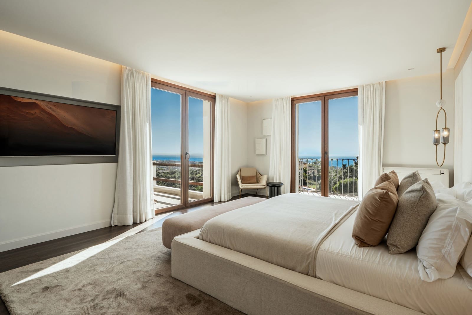 5 chambre Villa/Maison à vendre à New Golden Mile avec piscine garage - 2 195 000 € (Ref: 9848627)