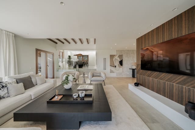 5 soveværelse Villa til salg i La Concha - Resina Golf, Estepona med swimmingpool garage - € 2.195.000 (Ref: 9848627)
