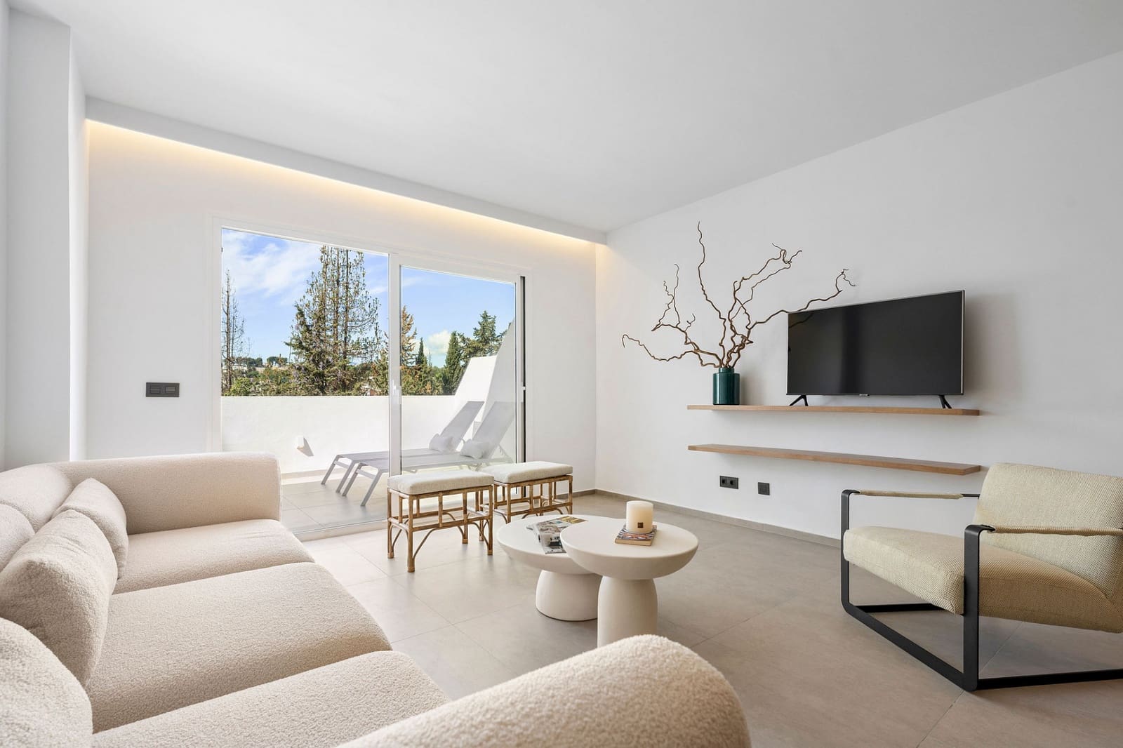 3 chambre Penthouse à vendre à Marbella avec piscine garage - 770 000 € (Ref: 9848630)