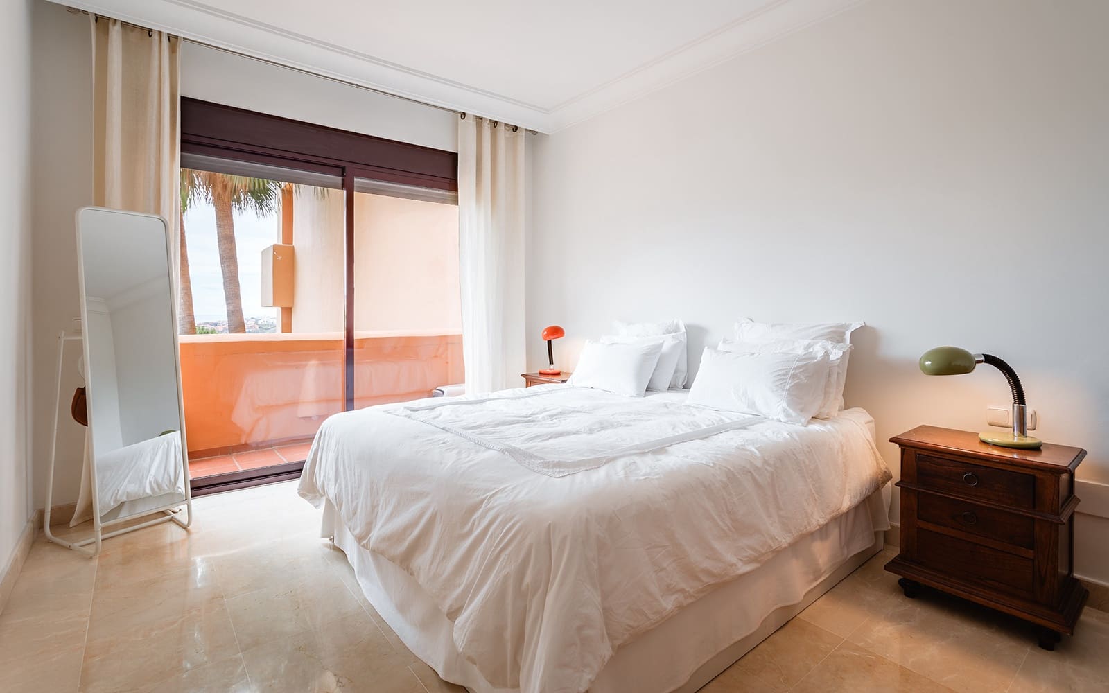 2 sypialnia Apartament na sprzedaż w Benahavis z basenem garażem - 495 000 € (Ref: 9848637)