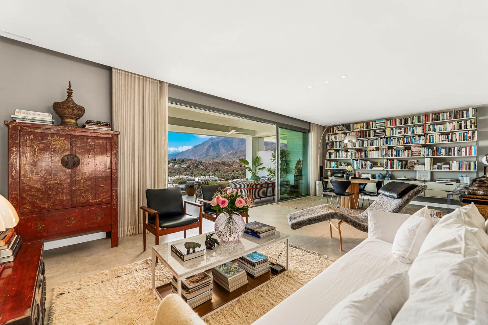 3 quarto Apartamento para venda em Marbella com piscina garagem - 1 500 000 € (Ref: 9848648)
