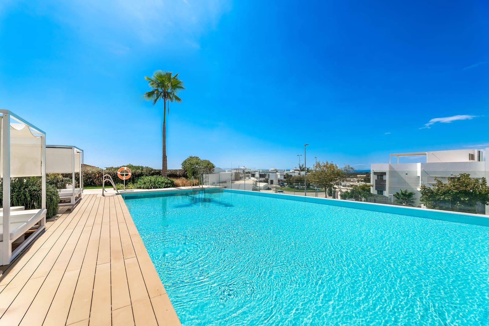 3 quarto Apartamento para venda em Marbella com piscina garagem - 1 500 000 € (Ref: 9848648)