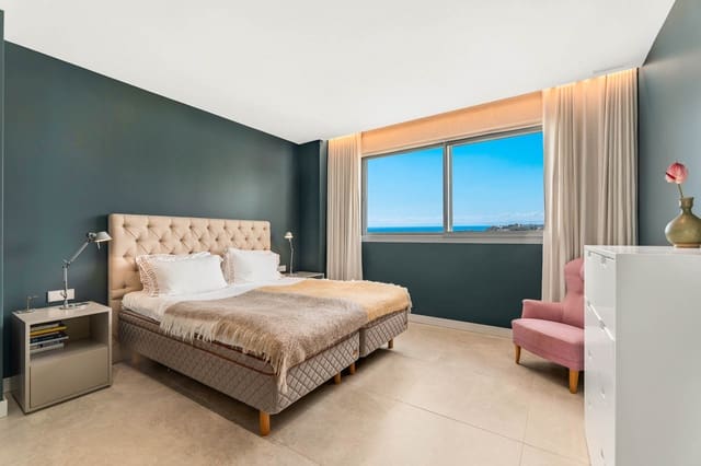 3 quarto Apartamento para venda em Bahía de Marbella, Marbella com piscina garagem - 1 500 000 € (Ref: 9848648)