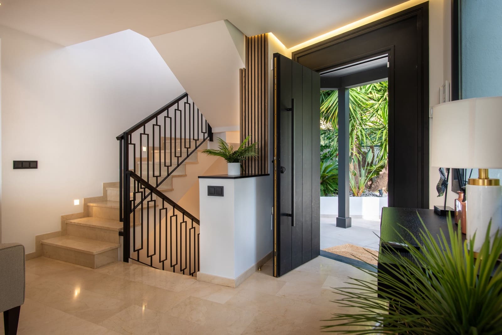 Chalet de 5 habitaciones en La Quinta en venta con piscina garaje - 2.995.000 € (Ref: 9848651)