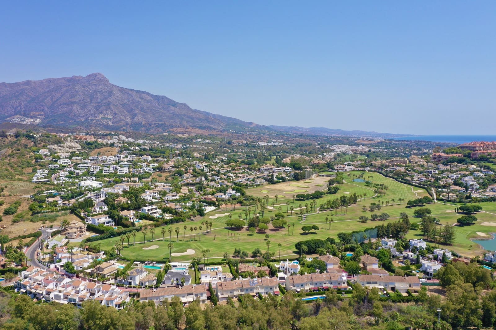 Chalet de 5 habitaciones en La Quinta en venta con piscina garaje - 2.995.000 € (Ref: 9848651)