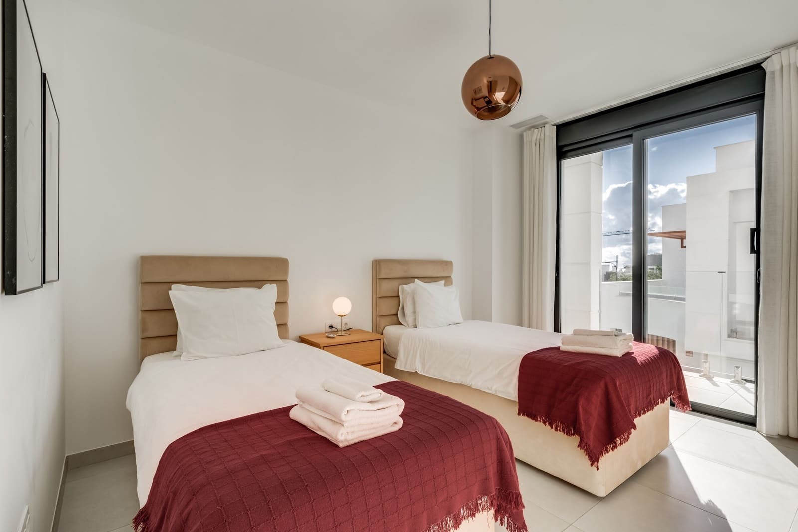 4 bedroom Townhouse for sale in Estepona with pool garage - € 930,000 (Ref: 9848654)