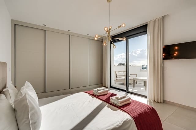 4 soverom Hus til salgs i Bel-Air, Estepona med svømmebasseng garasje - € 930 000 (Ref: 9848654)