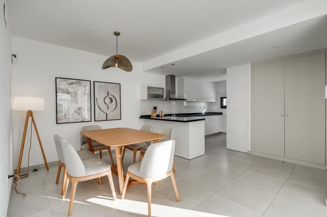 4 quarto Casa em Banda para venda em Bel-Air, Estepona com piscina garagem - 930 000 € (Ref: 9848654)