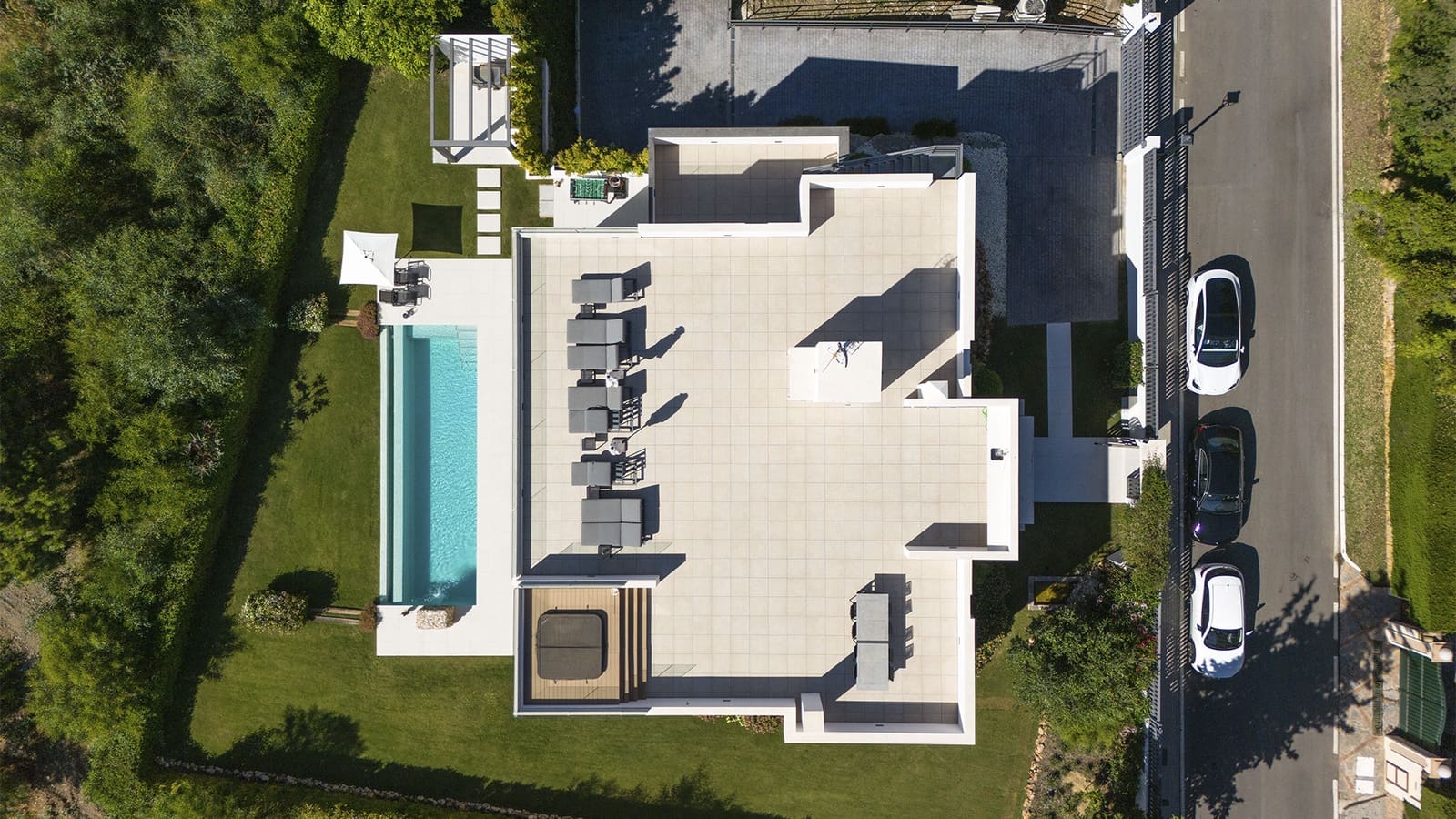5 slaapkamer Villa te koop in Marbella met zwembad garage - € 6.395.000 (Ref: 9848655)