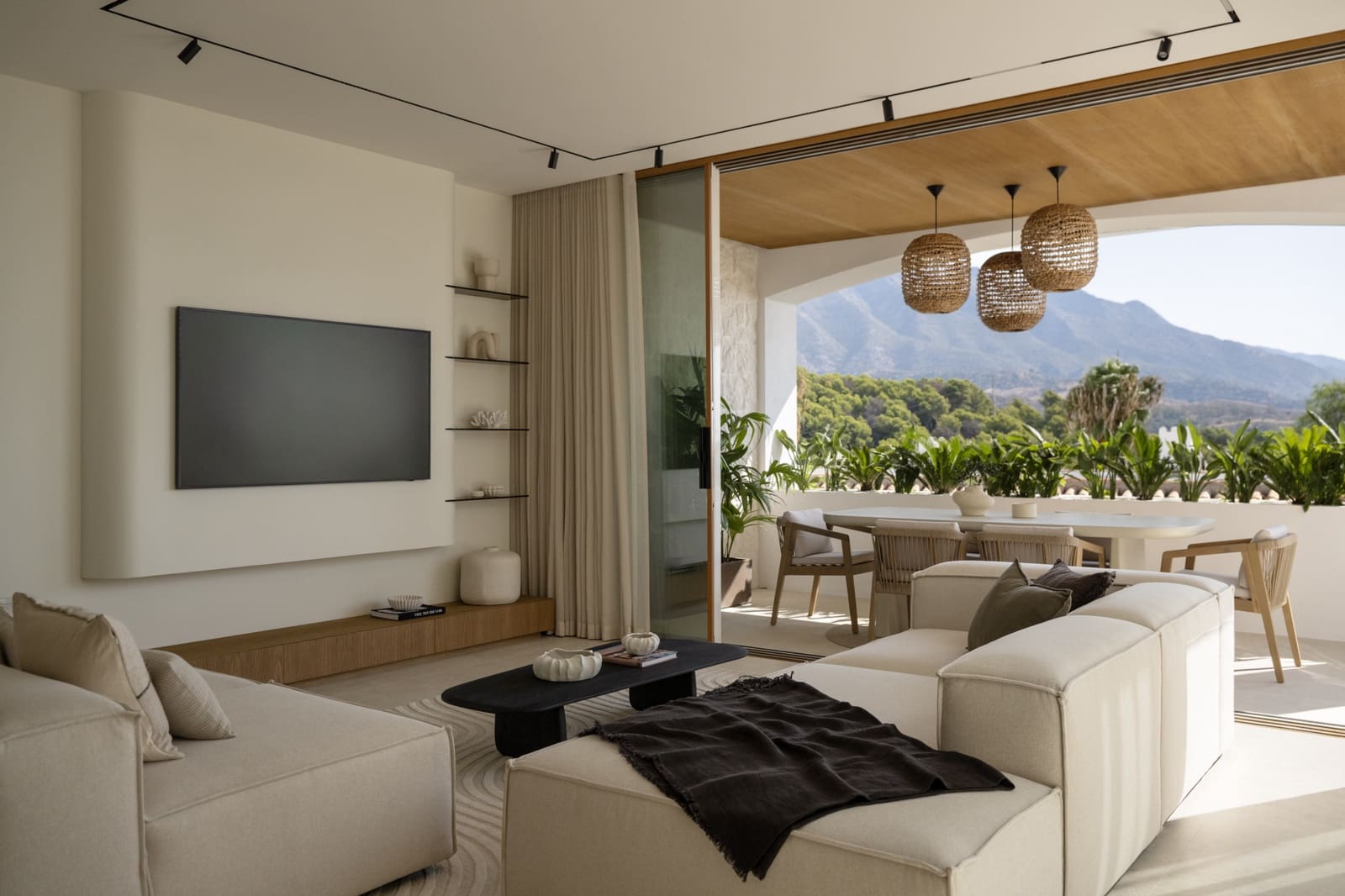4 makuuhuone Omakotitalo myytävänä paikassa Marbella mukana uima-altaan - 1 795 000 € (Ref: 9848659)