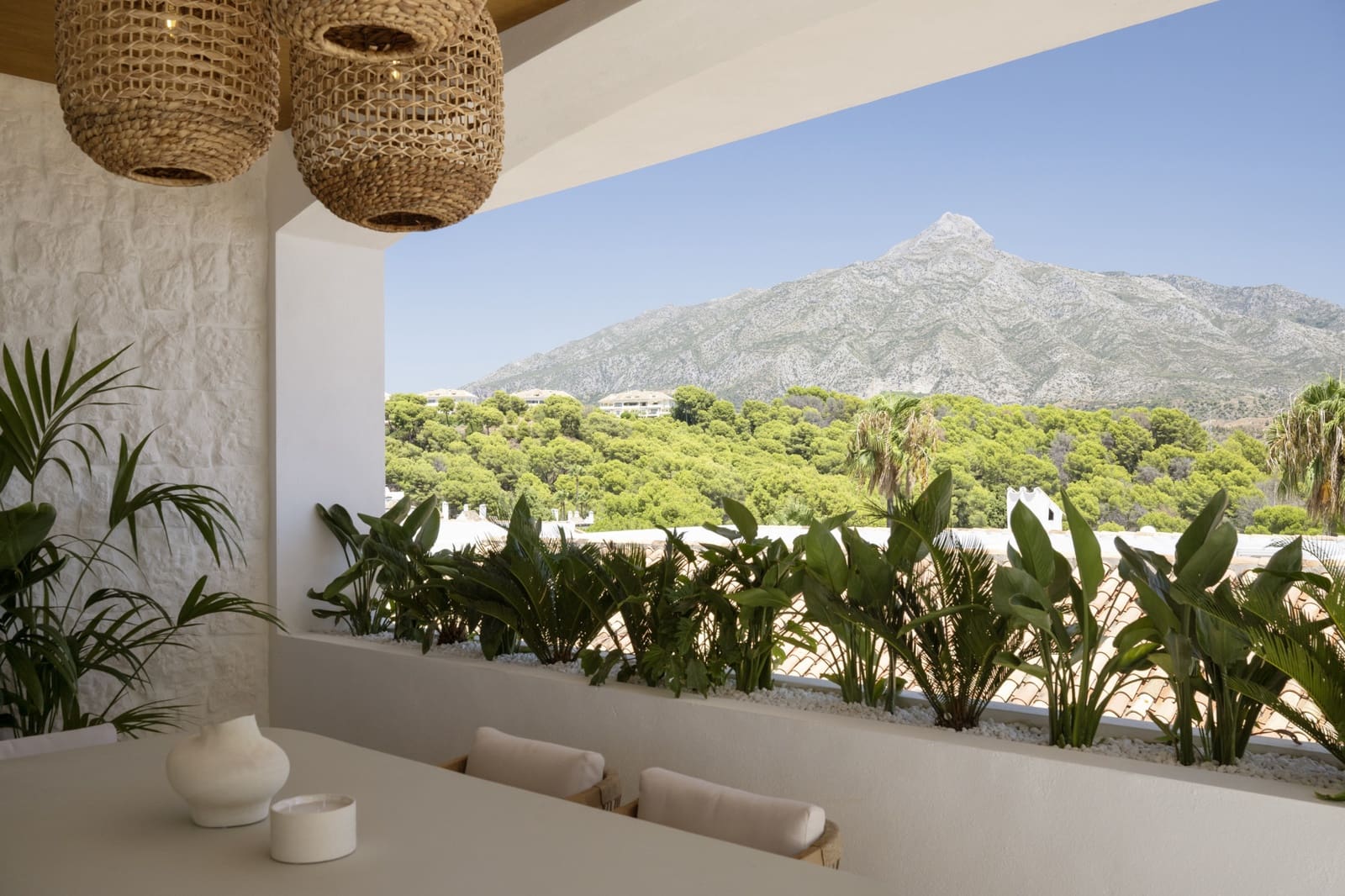 4 makuuhuone Omakotitalo myytävänä paikassa Marbella mukana uima-altaan - 1 795 000 € (Ref: 9848659)