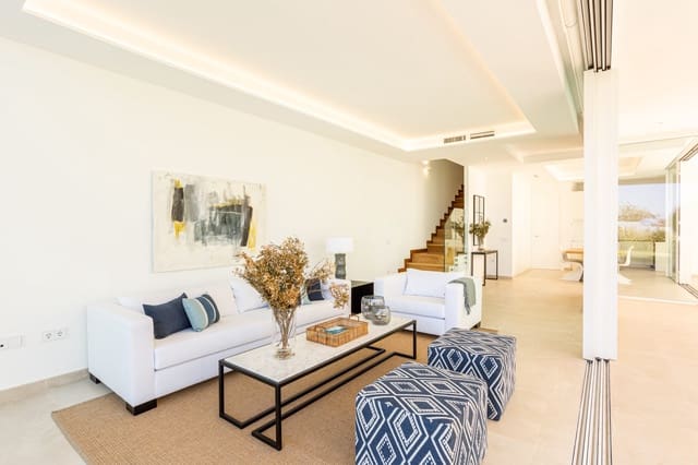 4 quarto Moradia para venda em Valdeolletas - Las Cancelas - Xarblanca, Marbella com piscina garagem - 1 950 000 € (Ref: 9848663)