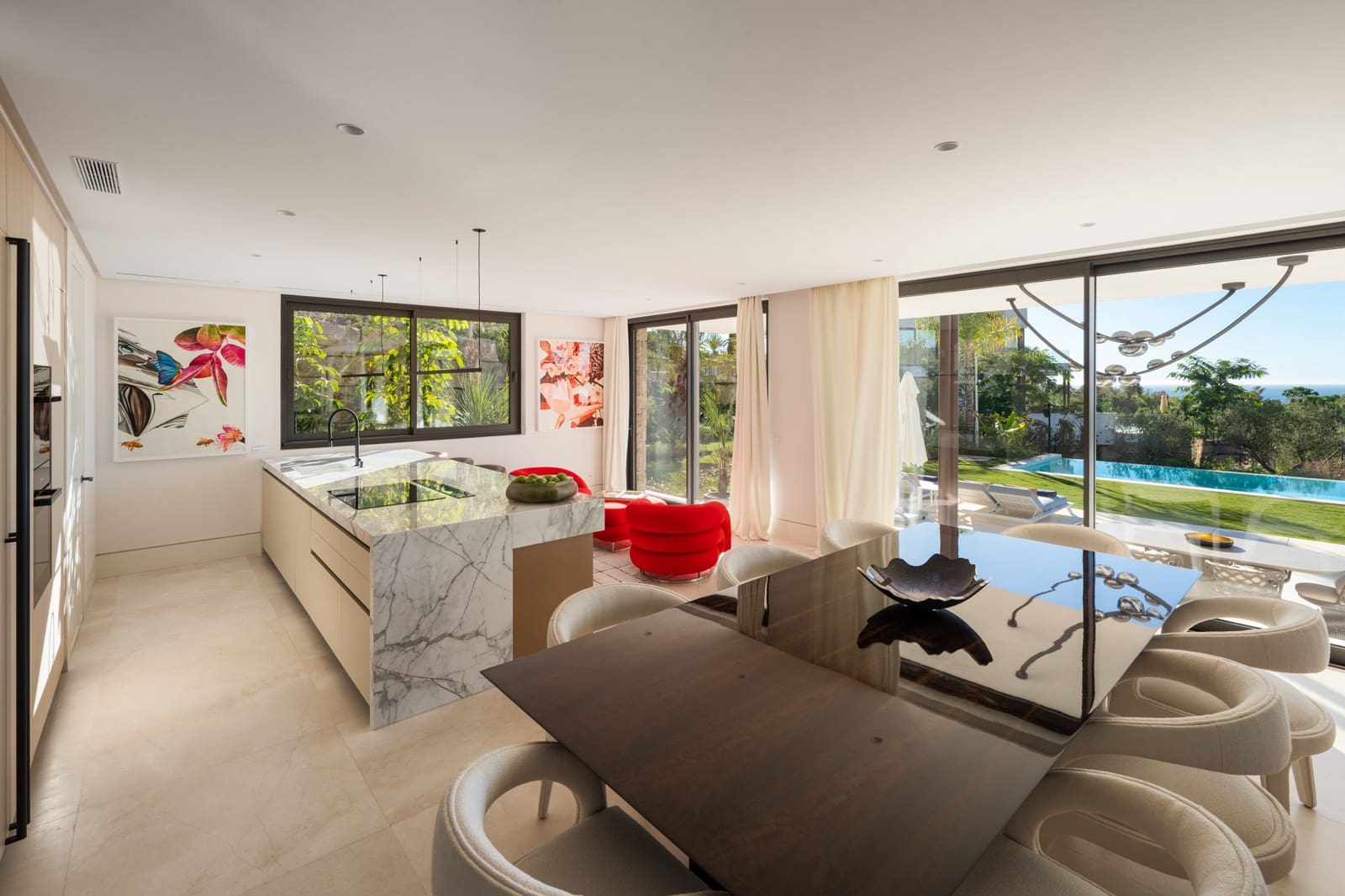 5 bedroom Villa for sale in Marbella with pool garage - € 14,995,000 (Ref: 9848689)