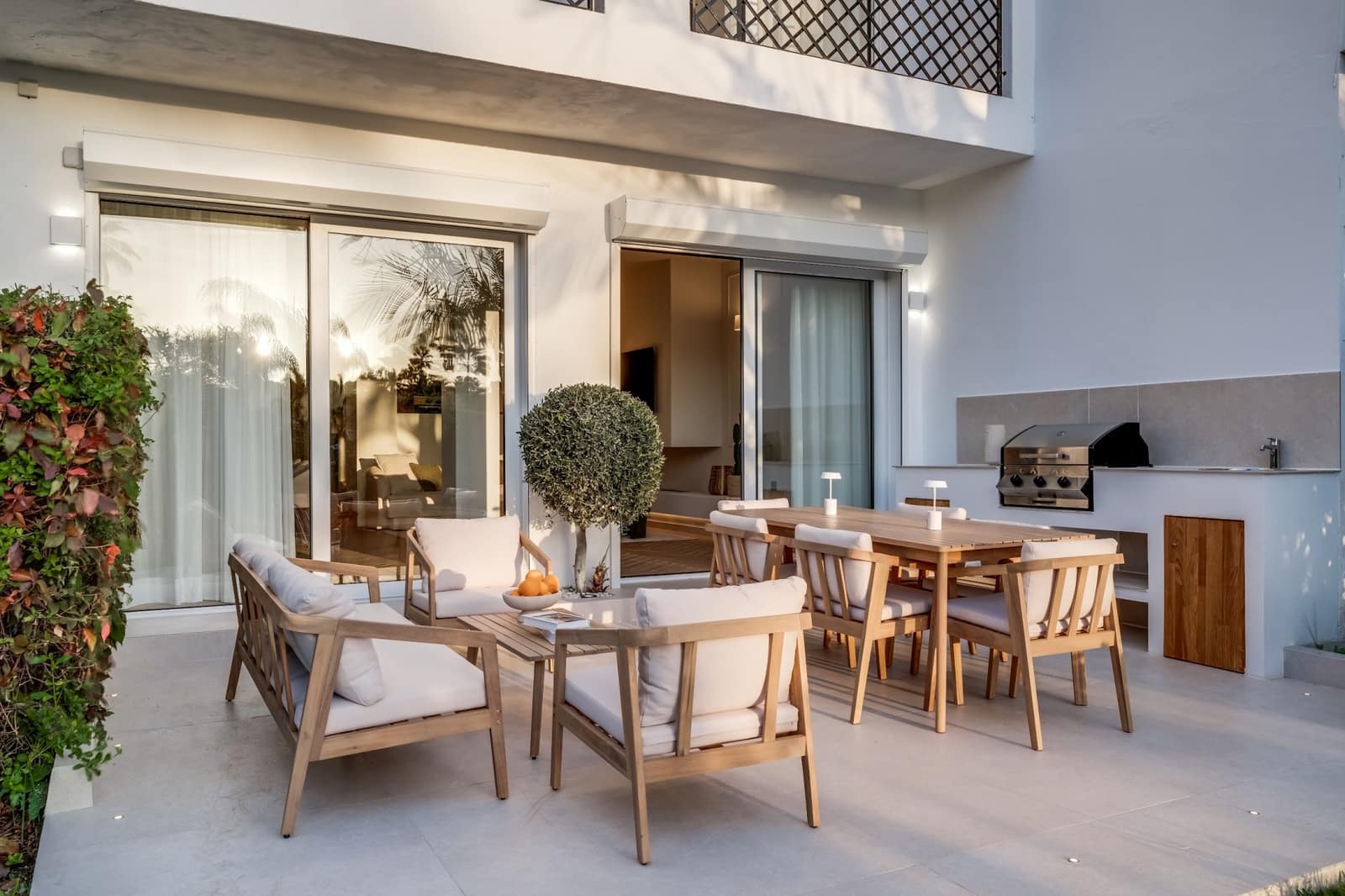 Casa de 4 habitaciones en Marbella en venta con piscina garaje - 1.349.000 € (Ref: 9848699)