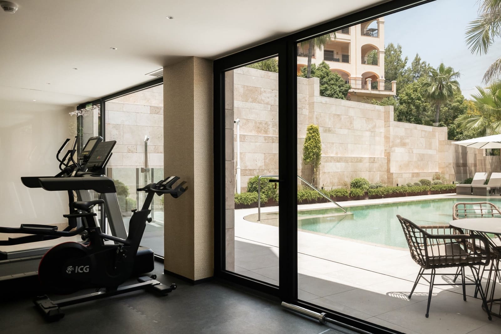 3 chambre Appartement à vendre à La Quinta avec piscine garage - 2 295 000 € (Ref: 9848706)