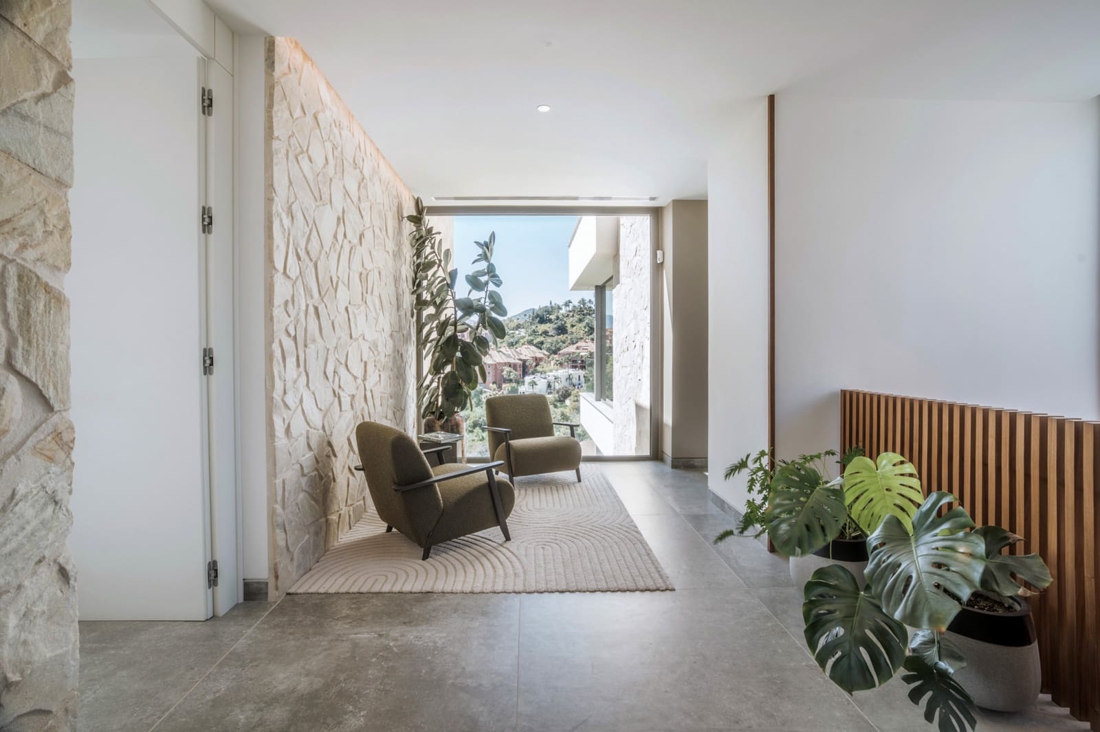 6 bedroom Villa for sale in Benahavis with pool garage - € 10,995,000 (Ref: 9848707)