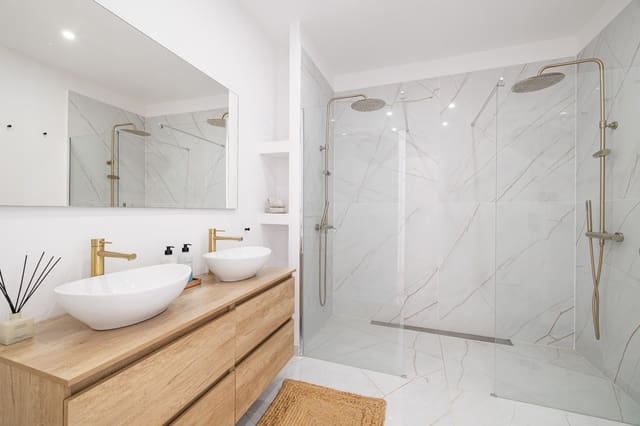 Ático de 3 habitaciones en Los Naranjos, Marbella en venta con piscina garaje - 1.125.000 € (Ref: 9848708)
