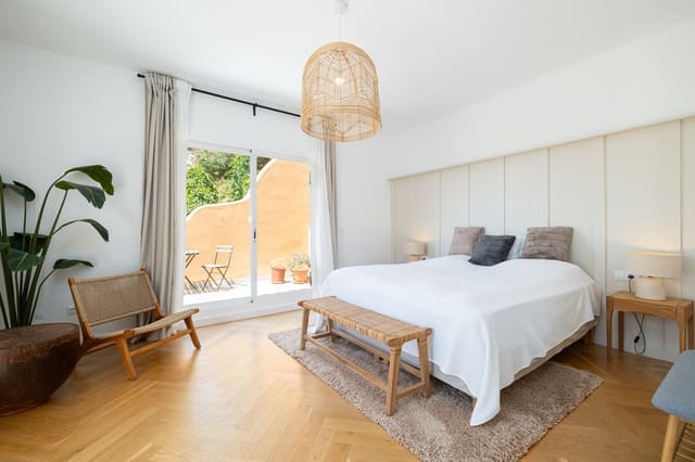3 slaapkamer Penthouse te koop in Los Naranjos, Marbella met zwembad garage - € 1.125.000 (Ref: 9848708)