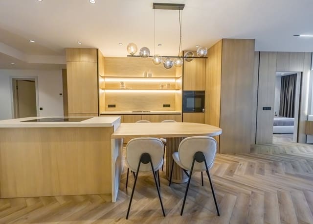 3 camera da letto Appartamento in vendita in Los Naranjos, Marbella con piscina garage - 1.190.000 € (Rif: 9848715)