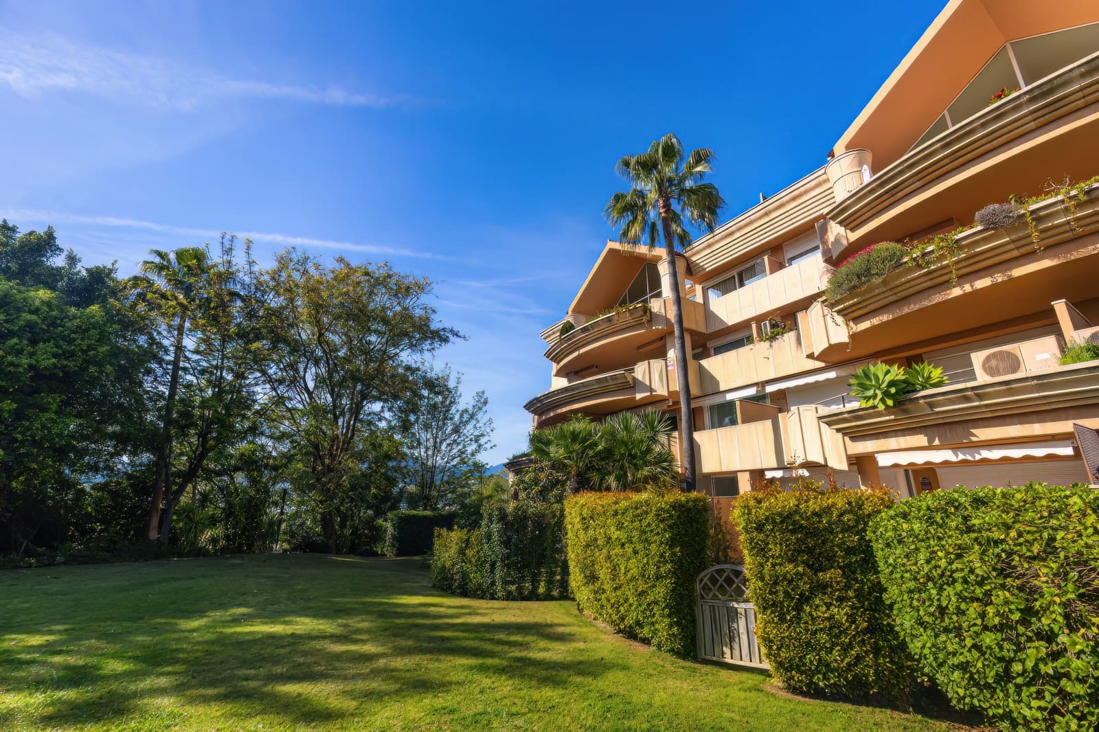 3 soveværelse Lejlighed til salg i Marbella med swimmingpool garage - € 1.190.000 (Ref: 9848715)
