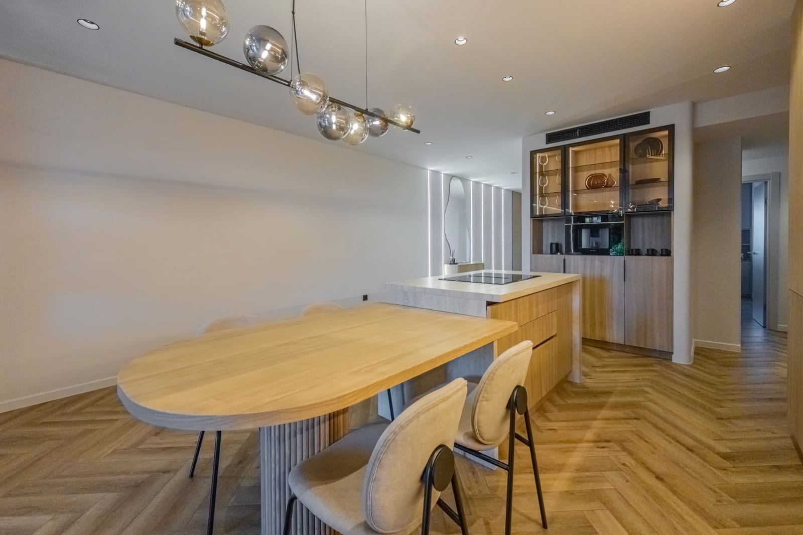 3 bedroom Apartment for sale in Marbella with pool garage - € 1,190,000 (Ref: 9848715)