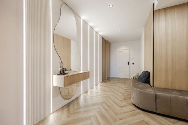 3 quarto Apartamento para venda em Los Naranjos, Marbella com piscina garagem - 1 190 000 € (Ref: 9848715)