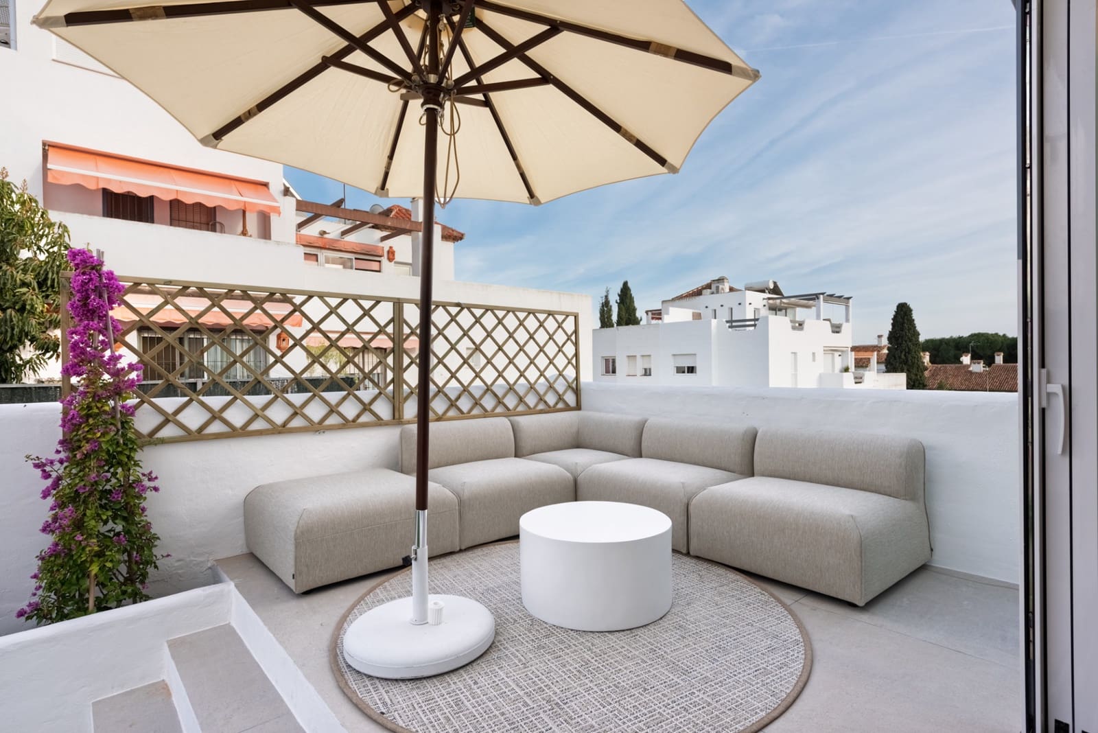 Casa de 4 habitaciones en Marbella en venta con piscina garaje - 1.325.000 € (Ref: 9848724)