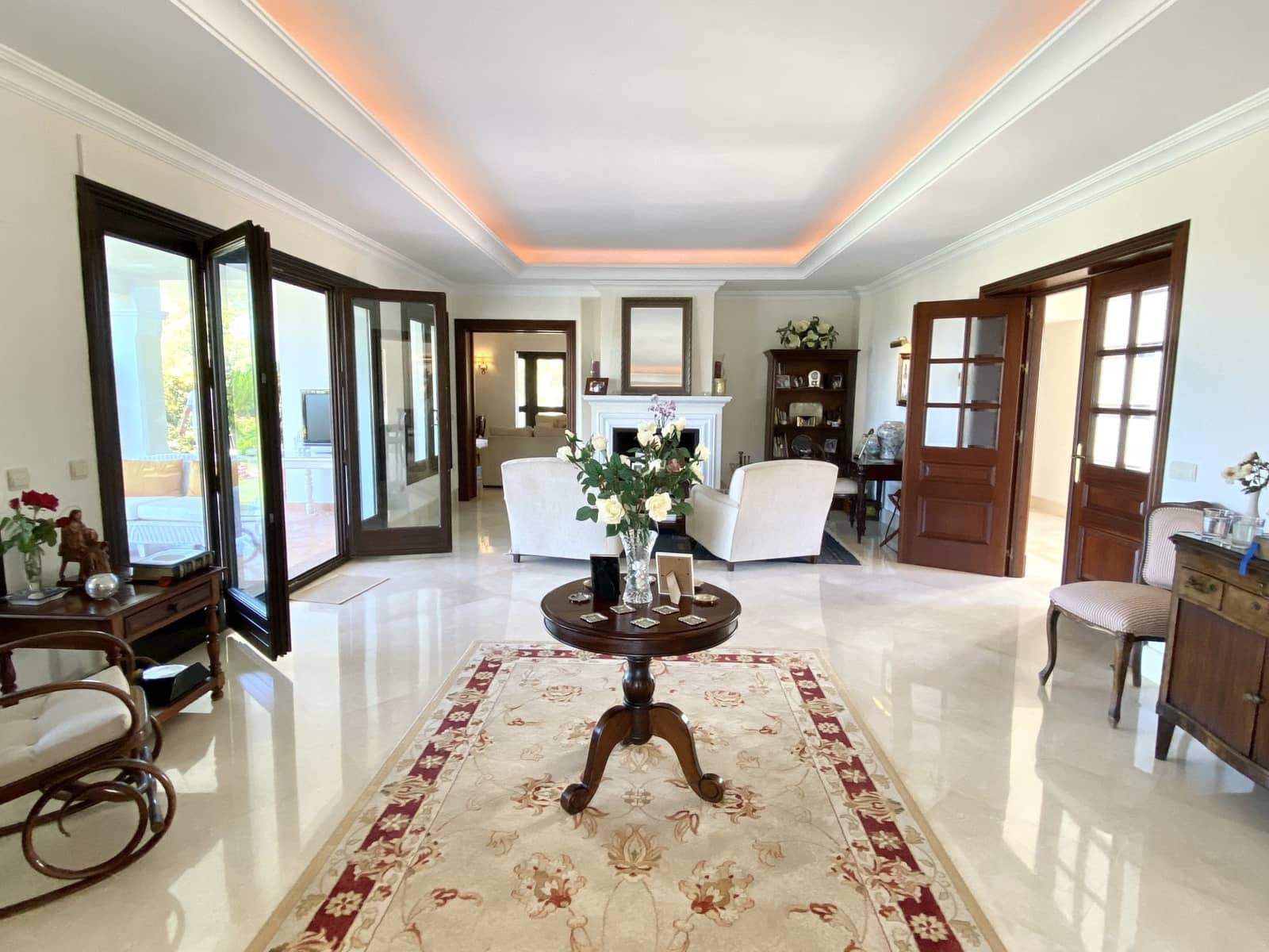 5 soverom Villa til salgs i Benahavis med svømmebasseng garasje - € 3 995 000 (Ref: 9848732)