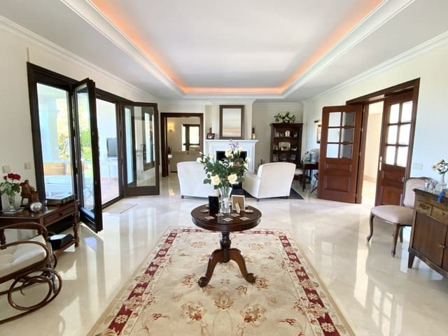 5 soverom Villa til salgs i Montemayor - Marbella Club, Benahavís med svømmebasseng garasje - € 3 995 000 (Ref: 9848732)