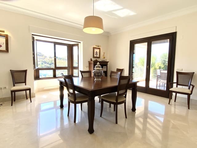 5 slaapkamer Villa te koop in Montemayor - Marbella Club, Benahavís met zwembad garage - € 3.995.000 (Ref: 9848732)