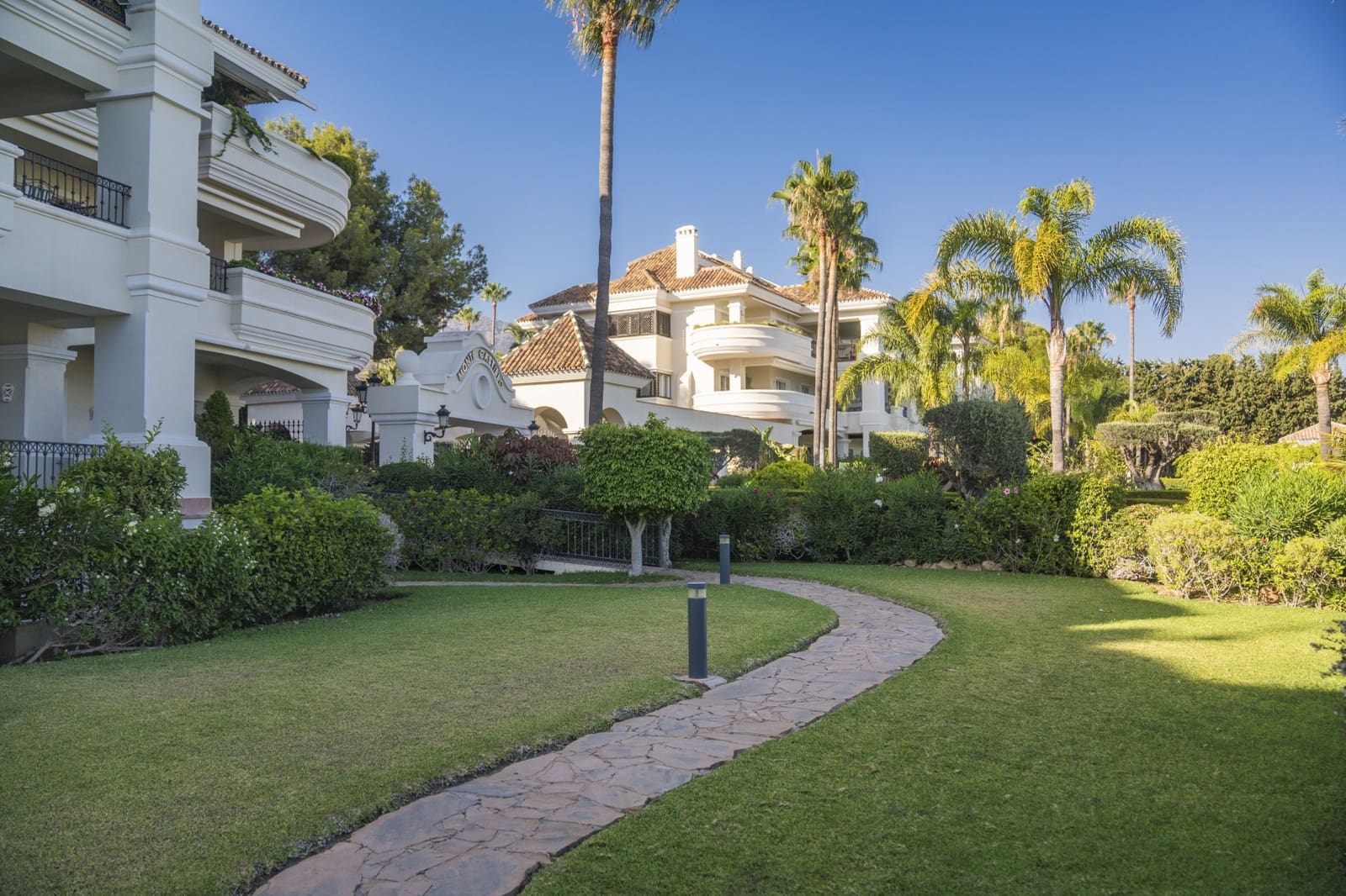 3 soverom Leilighet til salgs i Marbella med svømmebasseng garasje - € 1 995 000 (Ref: 9848735)