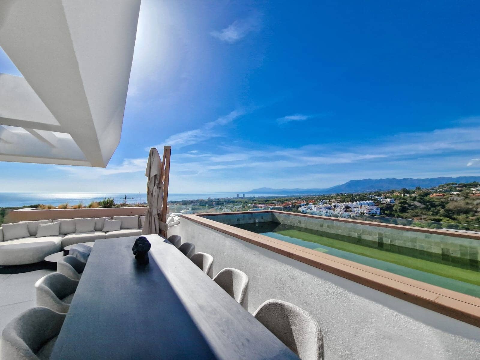 4 camera da letto Attico in vendita in Marbella con piscina garage - 2.895.000 € (Rif: 9848736)