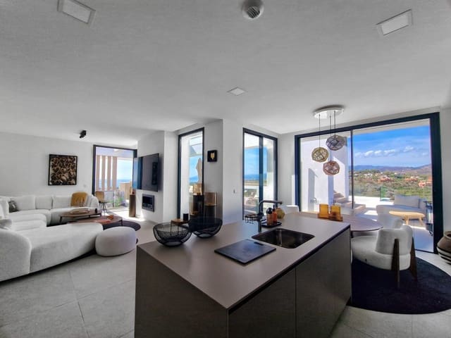 4 soverom Penthouse til salgs i Cabopino - Artola, Marbella med svømmebasseng garasje - € 2 895 000 (Ref: 9848736)
