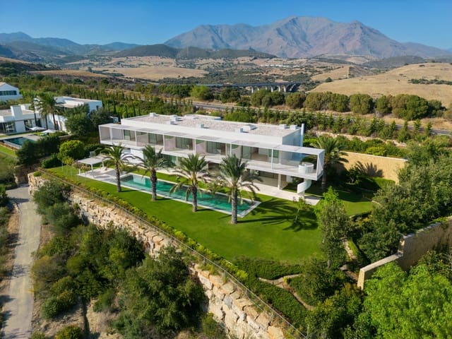 5 slaapkamer Villa te koop in Casares Golf - Casares del Sol, Casares met zwembad garage - € 8.700.000 (Ref: 9848749)