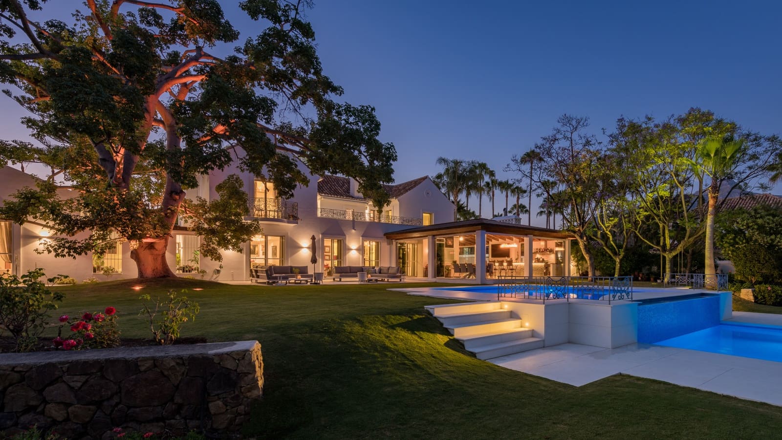 6 quarto Moradia para venda em Marbella com piscina garagem - 8 950 000 € (Ref: 9848754)