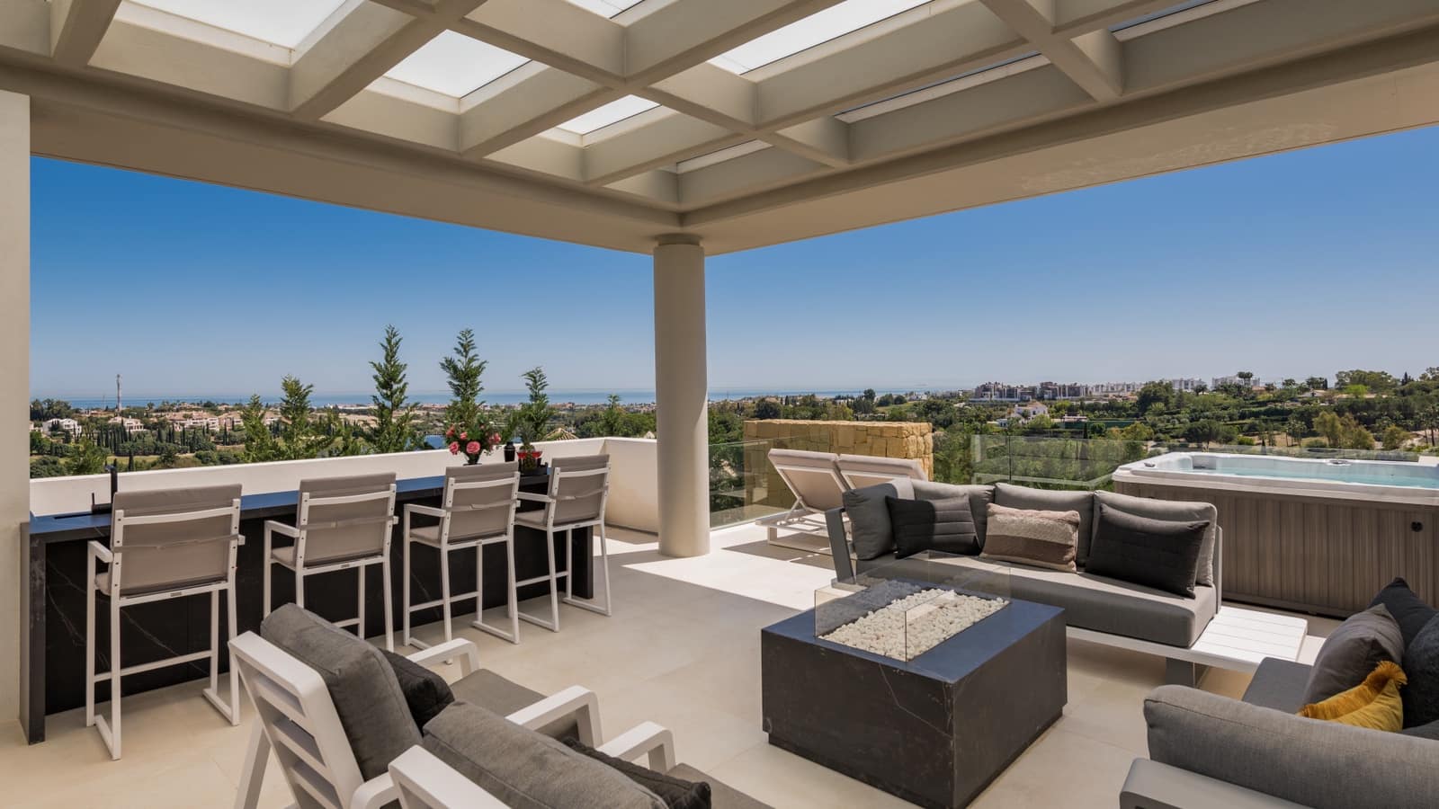 5 bedroom Villa for sale in Los Flamingos with pool garage - € 6,250,000 (Ref: 9848759)