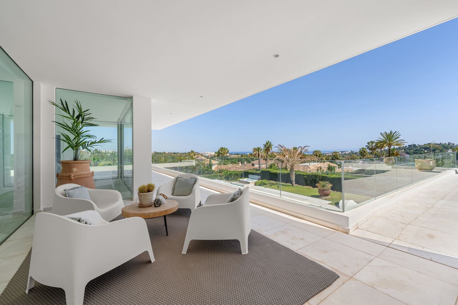 7 quarto Moradia para venda em Marbella com piscina garagem - 7 950 000 € (Ref: 9848764)