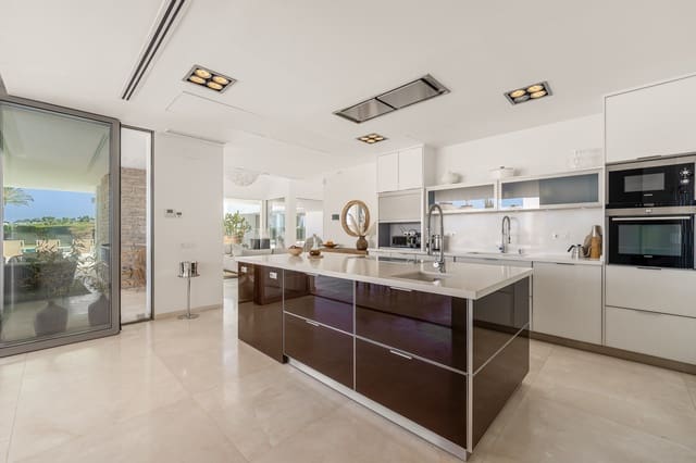7 chambre Villa/Maison à vendre à Los Naranjos, Marbella avec piscine garage - 7 950 000 € (Ref: 9848764)