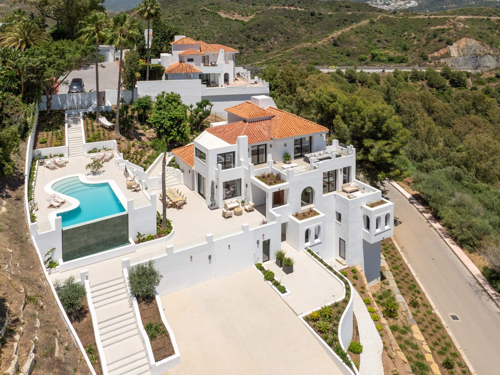 5 soveværelse Villa til salg i Marbella med swimmingpool garage - € 4.950.000 (Ref: 9848765)