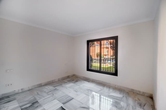 2 chambre Appartement à vendre à Monte Halcones, Benahavís avec piscine garage - 675 000 € (Ref: 9848774)