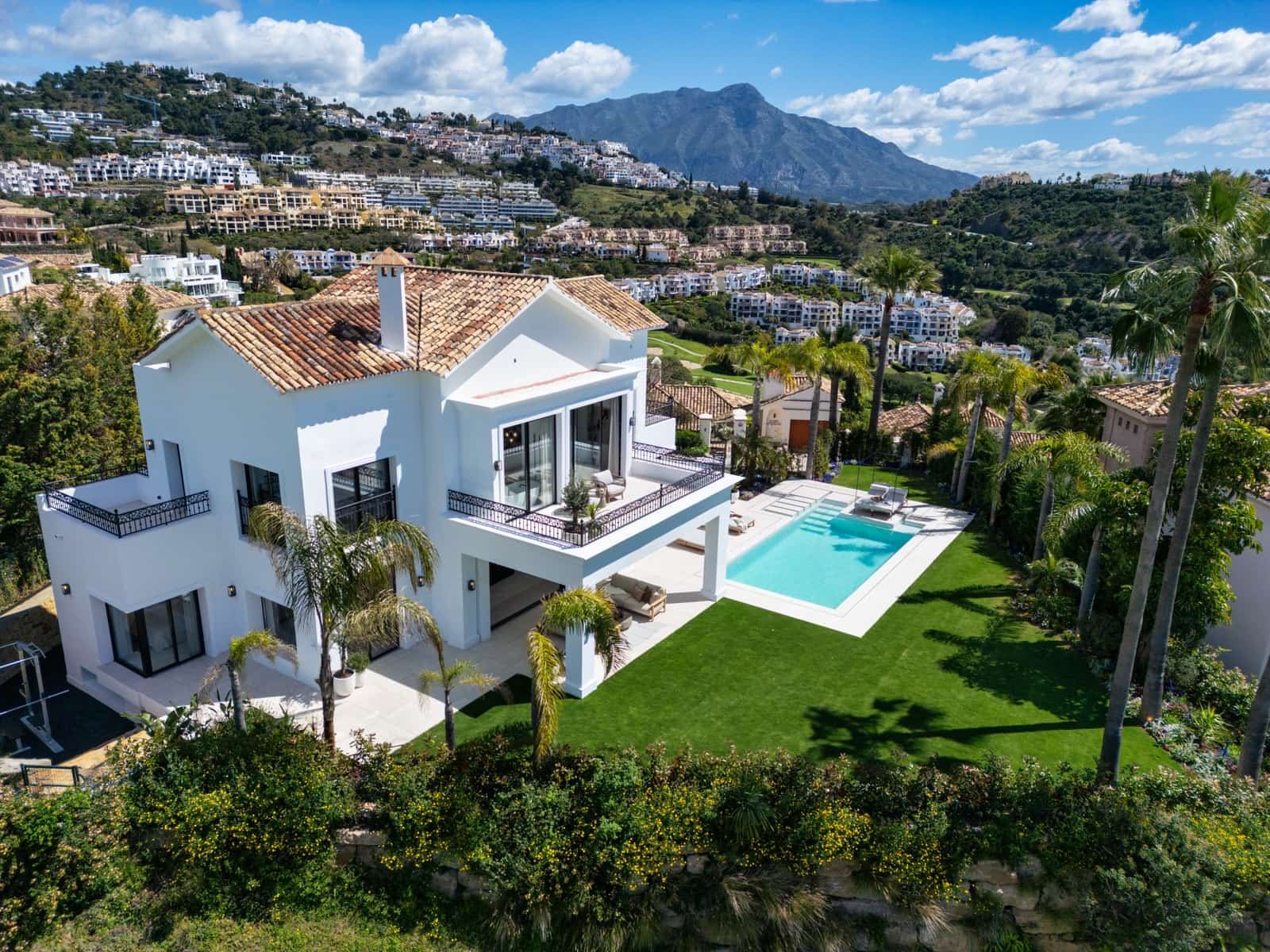 5 camera da letto Villa in vendita in Los Arqueros con piscina garage - 5.495.000 € (Rif: 9848775)
