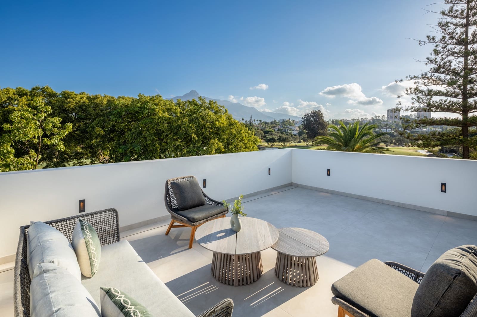 5 quarto Moradia para venda em Marbella com piscina garagem - 7 495 000 € (Ref: 9848776)