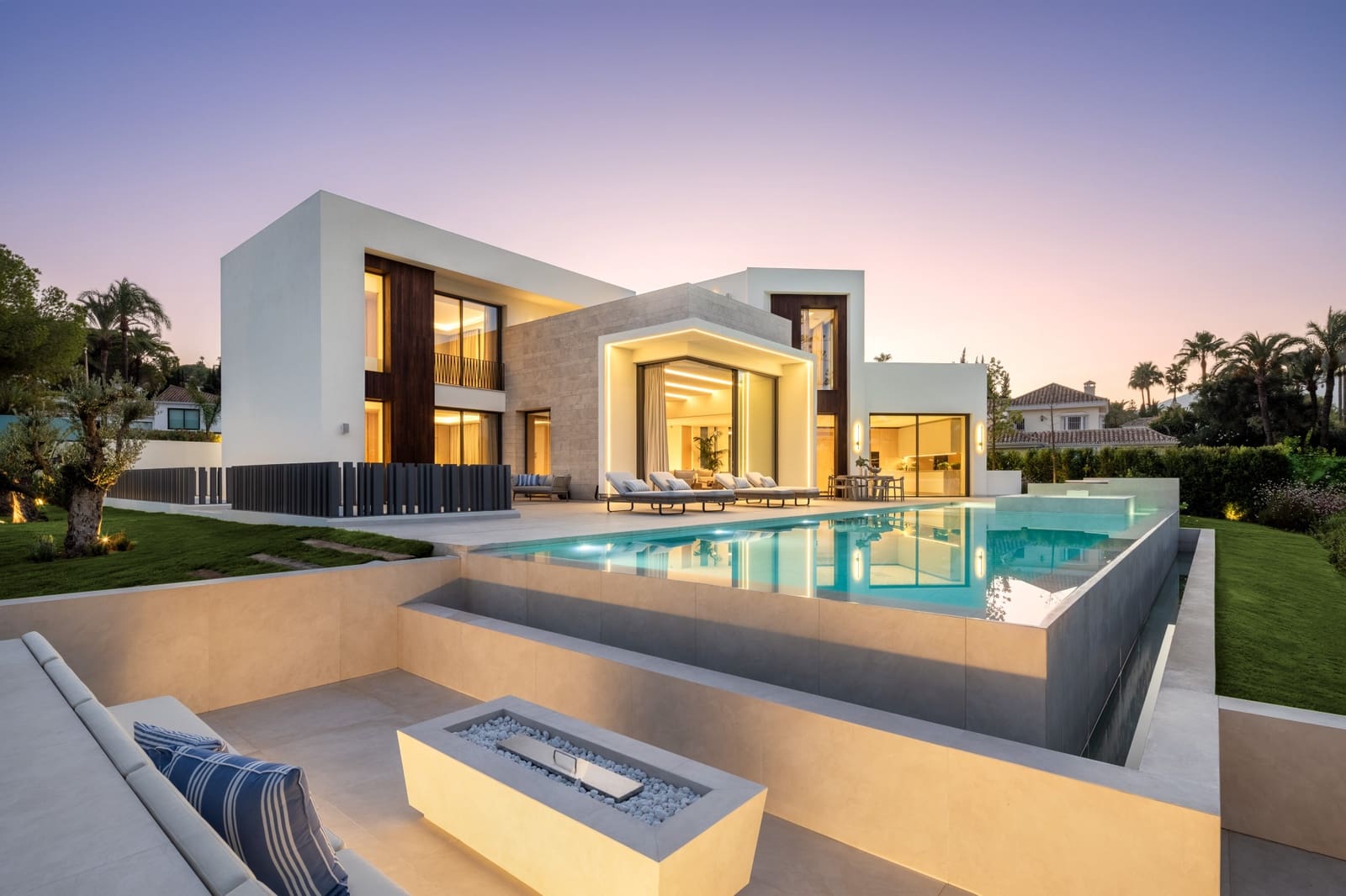5 quarto Moradia para venda em Marbella com piscina garagem - 7 495 000 € (Ref: 9848776)