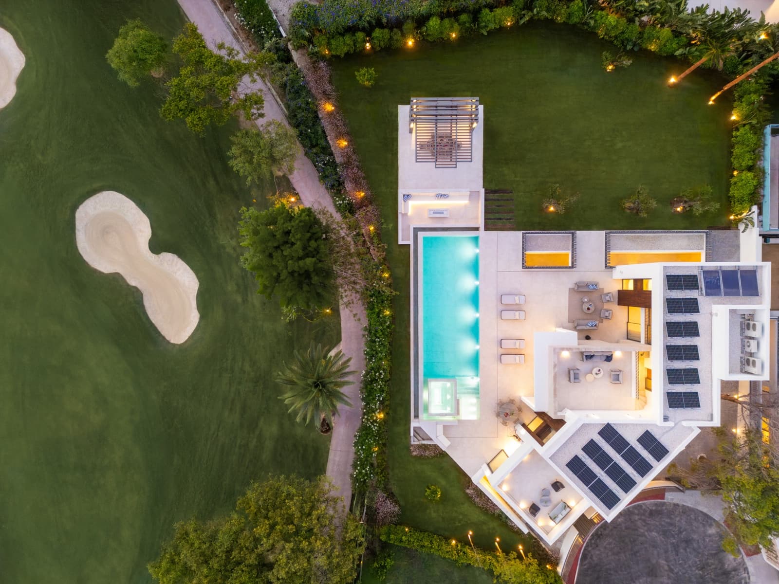 5 quarto Moradia para venda em Marbella com piscina garagem - 7 495 000 € (Ref: 9848776)