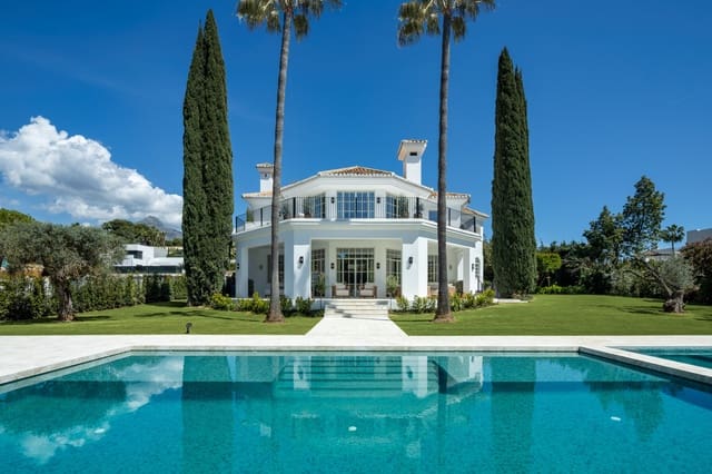 5 soveværelse Villa til salg i Las Brisas, Marbella med garage - € 8.295.000 (Ref: 9848778)